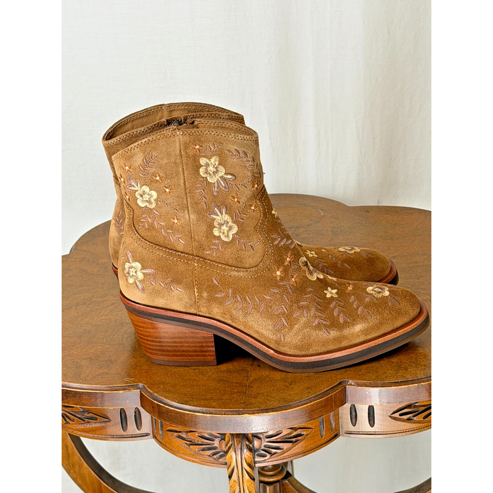 NIB Sofft Sophie Brown Suede Embroidered Western Ankle Boot Womens 7 #0304 - Picture 5 of 8